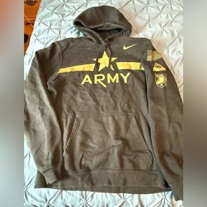 Army West Point USMA 1st Armored Division Nike sweatshirt